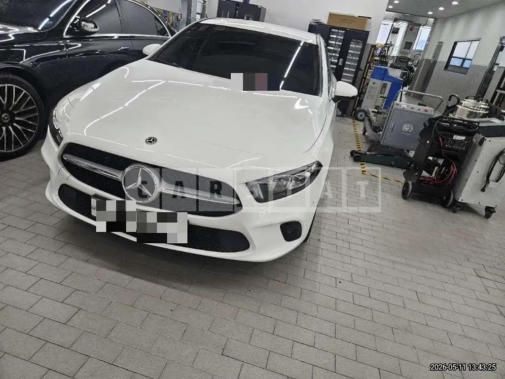 Photo 2 of 12: 2020 Mercedes-Benz A220 Sedan — Korean insurance auction