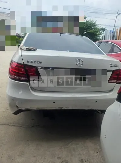 Photo 1 of 15: 2015 Mercedes-Benz E250 BlueTec 4Matic — Korean insurance auction