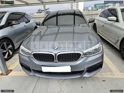 Photo 1 of 17: 2020 BMW 530i M Sport, VIN WBAJR5100LCD78148 — Korean insurance auction