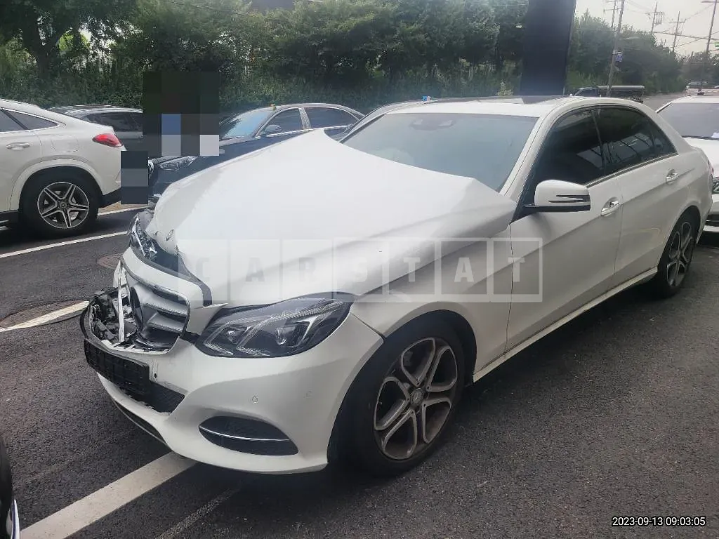 Photo 2 of 12: 2015 Mercedes-Benz E250 BlueTec 4Matic, VIN WDDHF9HB7GB219666 — Korean insurance auction