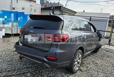 Photo 1 of 7: 2019 Kia Sorento — Korean insurance auction