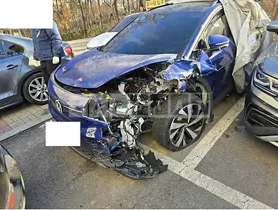 Photo 1 of 15: 2023 Volkswagen ID.4 Pro — Korean insurance auction