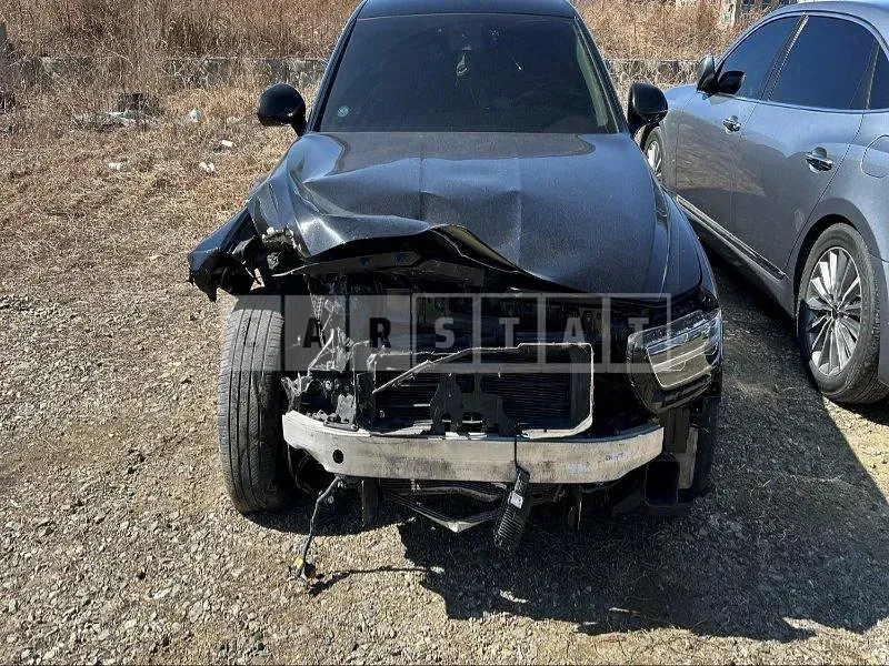 Photo 2 of 5: 2021 Genesis G90 — Korean insurance auction
