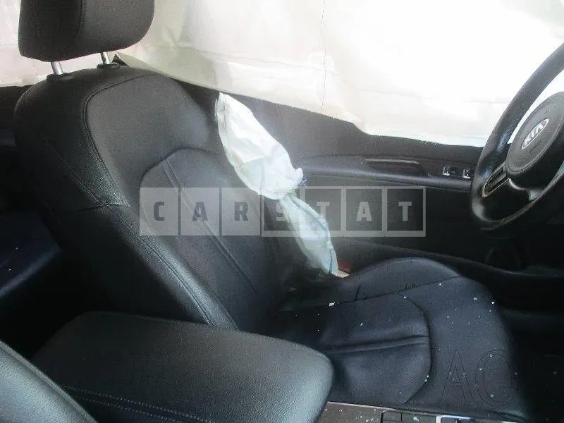 Photo 2 of 22: 2017 Kia K5 2.0, VIN KNAGT411BJA181505 — Korean insurance auction