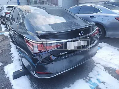 Photo 1 of 24: 2022 Lexus ES300h, VIN JTHBA1C16N2009635 — Korean insurance auction