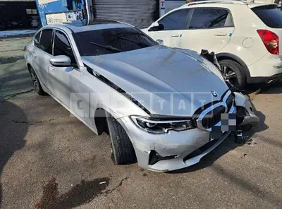 Photo 1 of 15: 2019 BMW 320d — Korean insurance auction