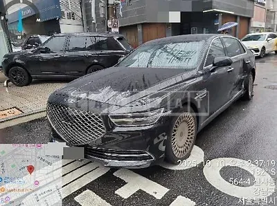 Photo 1 of 9: 2019 Genesis G90 — Korean insurance auction