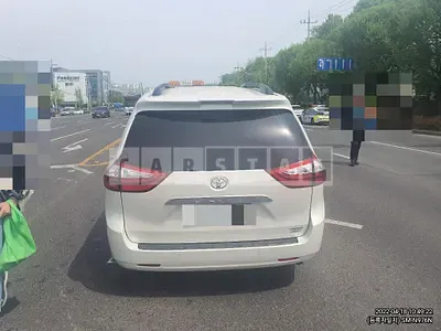 Photo 1 of 15: 2019 Honda Toyota City AWD, VIN 5TDDZ3DC6KS210664 — Korean insurance auction