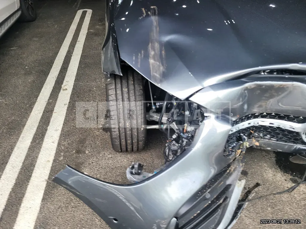 Photo 2 of 34: 2023 Mercedes-Benz C300, VIN W1KAF4HB8PR145749 — Korean insurance auction