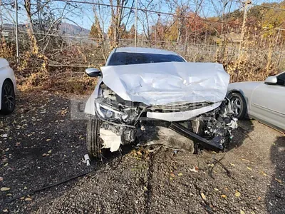 Photo 1 of 9: 2015 Kia K5, VIN KNAGN418BFA605803 — Korean insurance auction