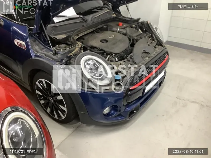 Photo 2 of 11: 2017 MINI Cooper S, VIN WMWXP7101HT878383 — Korean insurance auction