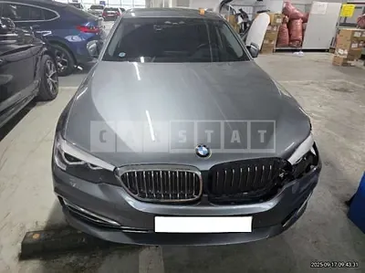 Photo 1 of 16: 2020 BMW 520i Luxury — Korean insurance auction