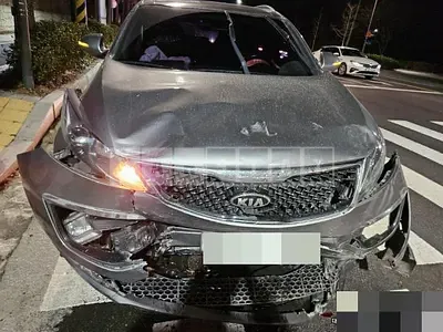 Photo 1 of 6: 2015 Kia Sportage — Korean insurance auction
