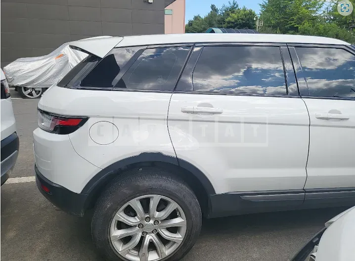 Photo 2 of 23: 2016 Land Rover Range Rover Evoque 2.0d, VIN SALVA2BN5GH159074 — Korean insurance auction
