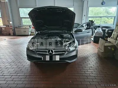 Photo 1 of 9: 2017 Mercedes-Benz E200 — Korean insurance auction