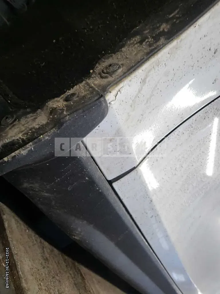 Photo 2 of 32: 2018 Volvo V40 CC, VIN YV1MZA8KDJ2140191 — Korean insurance auction