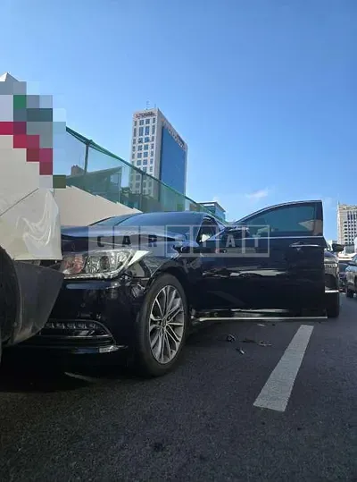 Photo 1 of 5: 2016 Genesis Dh — Korean insurance auction