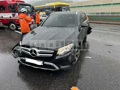 Photo 1 of 3: 2018 Mercedes-Benz GLC220d 4Matic, VIN WDC0G0FB0JF357322 — Korean insurance auction