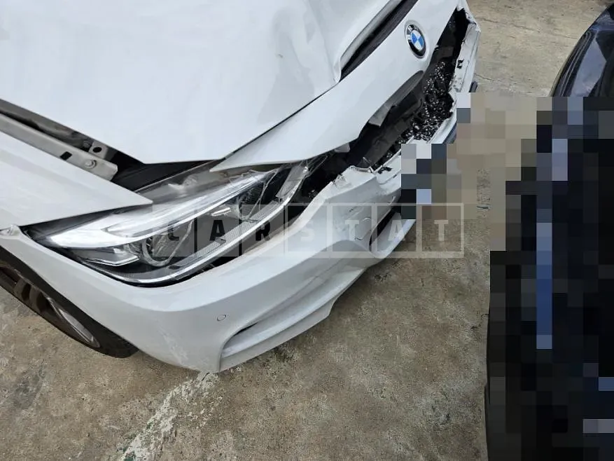 Photo 2 of 10: 2017 BMW 320d — Korean insurance auction