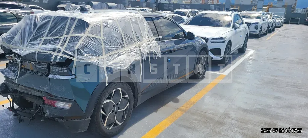 Photo 2 of 13: 2021 Hyundai IONIQ 5, VIN KMHKN81AFNU019625 — Korean insurance auction