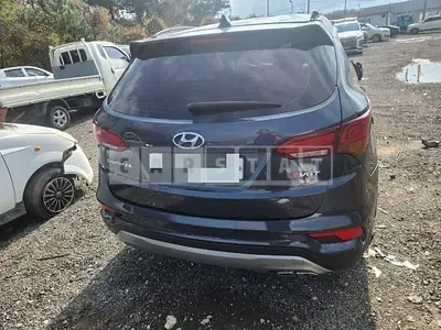 Photo 1 of 7: 2015 Hyundai Santa Fe DM 2.0, VIN KMHSW81UBGU561890 — Korean insurance auction