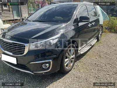 Photo 1 of 11: 2016 Kia Carnival (Diesel, 9 Seater), VIN KNAME81ABGS238650 — Korean insurance auction