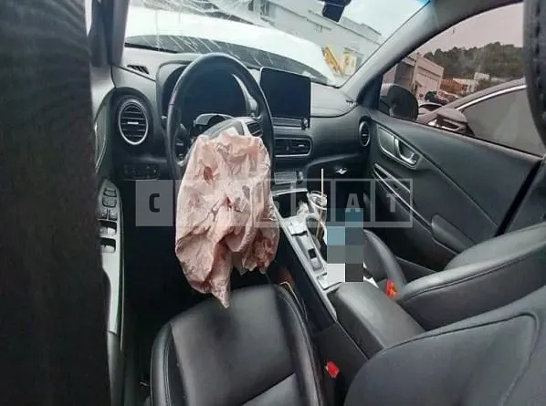 Photo 2 of 17: 2020 Hyundai Kona Electric — Korean insurance auction
