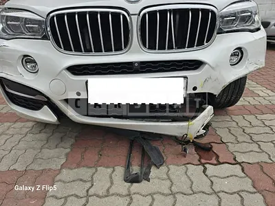 Photo 1 of 33: 2017 BMW X6 M50d, VIN WBAKV6105H0W35879 — Korean insurance auction