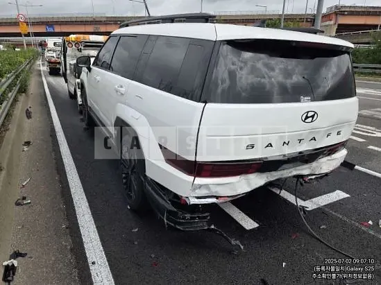 Photo 2 of 17: 2025 Hyundai Santa Fe — Korean insurance auction