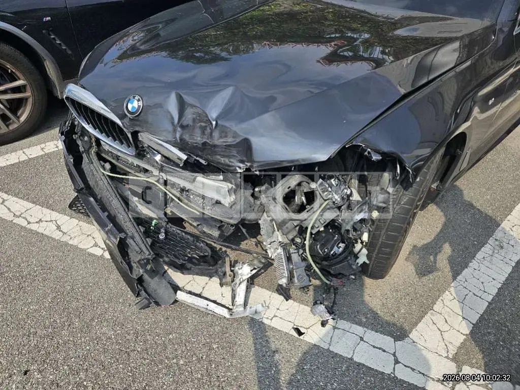 Photo 2 of 16: 2020 BMW 520d xDrive M Sport Packag — Korean insurance auction