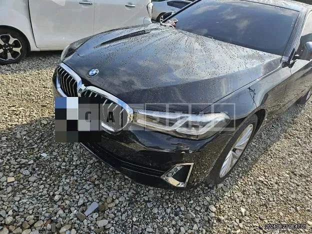 Photo 2 of 20: 2022 BMW 530i xDrive — Korean insurance auction