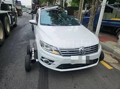 Photo 1 of 13: 2015 Volkswagen CC 2.0 TDI Blue Motion — Korean insurance auction