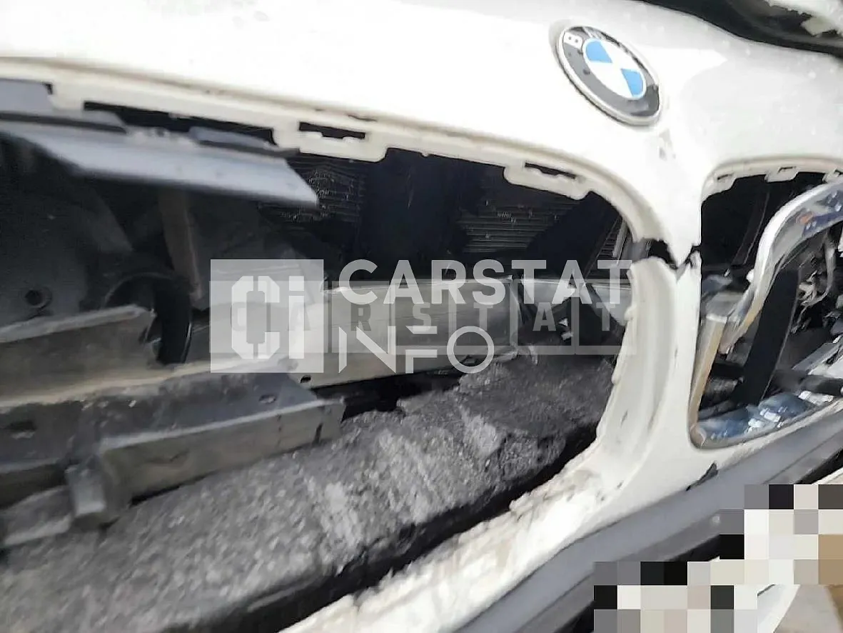 Photo 2 of 9: 2018 BMW Active Tourer, VIN WBA2C1105J7A33136 — Korean insurance auction