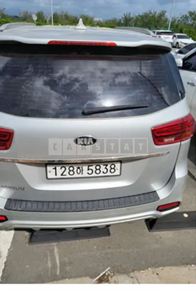 Photo 1 of 8: 2020 Kia Carnival, VIN KNAMB81ABLS621501 — Korean insurance auction