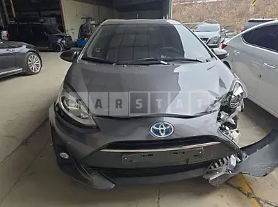 Photo 1 of 12: 2019 Toyota Prius C — Korean insurance auction