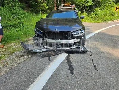 Photo 1 of 39: 2021 BMW 530e — Korean insurance auction