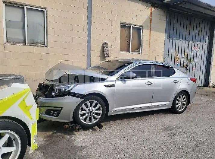 Photo 2 of 2: 2014 Kia K5 2.0(LPI) — Korean insurance auction