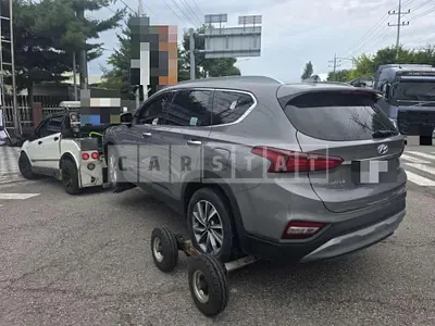 Photo 1 of 2: 2019 Hyundai Santa Fe TM 4WD — Korean insurance auction