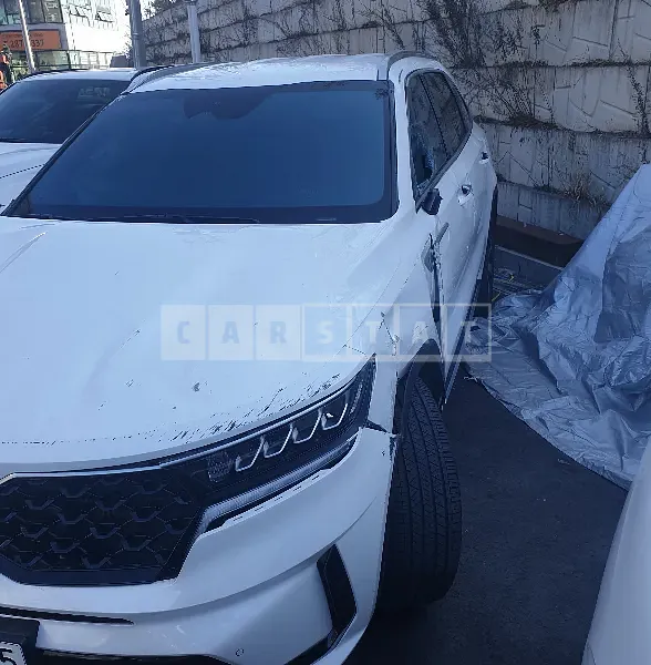 Photo 2 of 13: 2021 Kia Sorento, VIN KNARH81BGMA085457 — Korean insurance auction