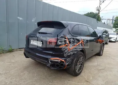 Photo 1 of 41: 2017 Porsche Cayenne Diesel — Korean insurance auction