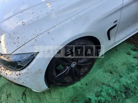 Photo 2 of 8: 2015 BMW 428i Convertible, VIN WBA3V7106F5A08833 — Korean insurance auction