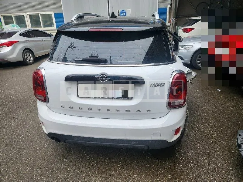 Photo 2 of 19: 2019 MINI Cooper Countryman, VIN WMWYU9106K3H01377 — Korean insurance auction