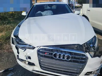 Photo 1 of 11: 2015 Audi A6 35 TDI, VIN WAUZZZ4G0FN027961 — Korean insurance auction