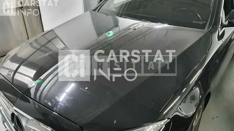 Photo 2 of 27: 2016 Mercedes-Benz E300, VIN WDDZF4JB4HA042888 — Korean insurance auction