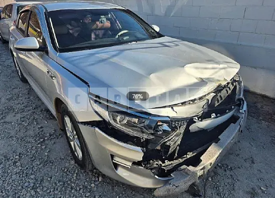 Photo 2 of 27: 2018 Kia K5 — Korean insurance auction