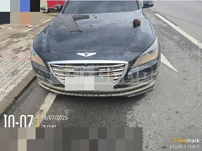Photo 1 of 10: 2015 Genesis Dh — Korean insurance auction