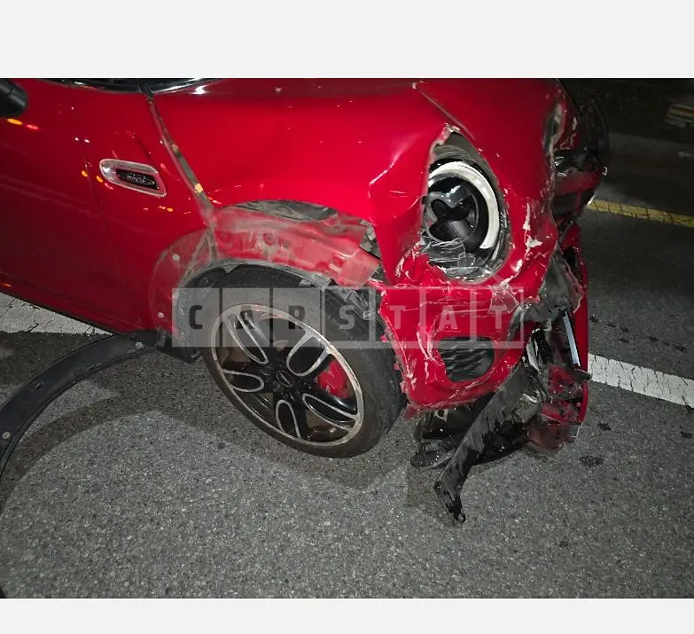 Photo 2 of 13: 2016 MINI Mini-John Cooper Works — Korean insurance auction