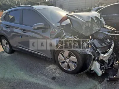 Photo 1 of 13: 2020 Hyundai Kona Electric, VIN KMHK381GFLU106956 — Korean insurance auction