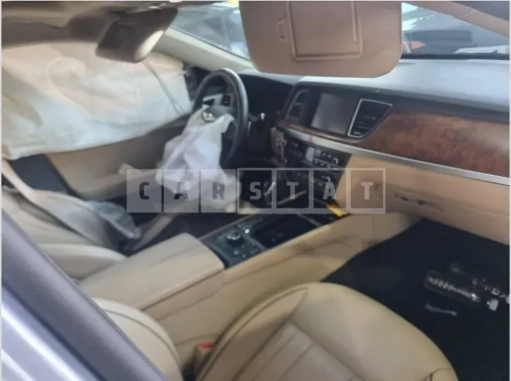 Photo 2 of 6: 2015 Genesis 3.3 — Korean insurance auction