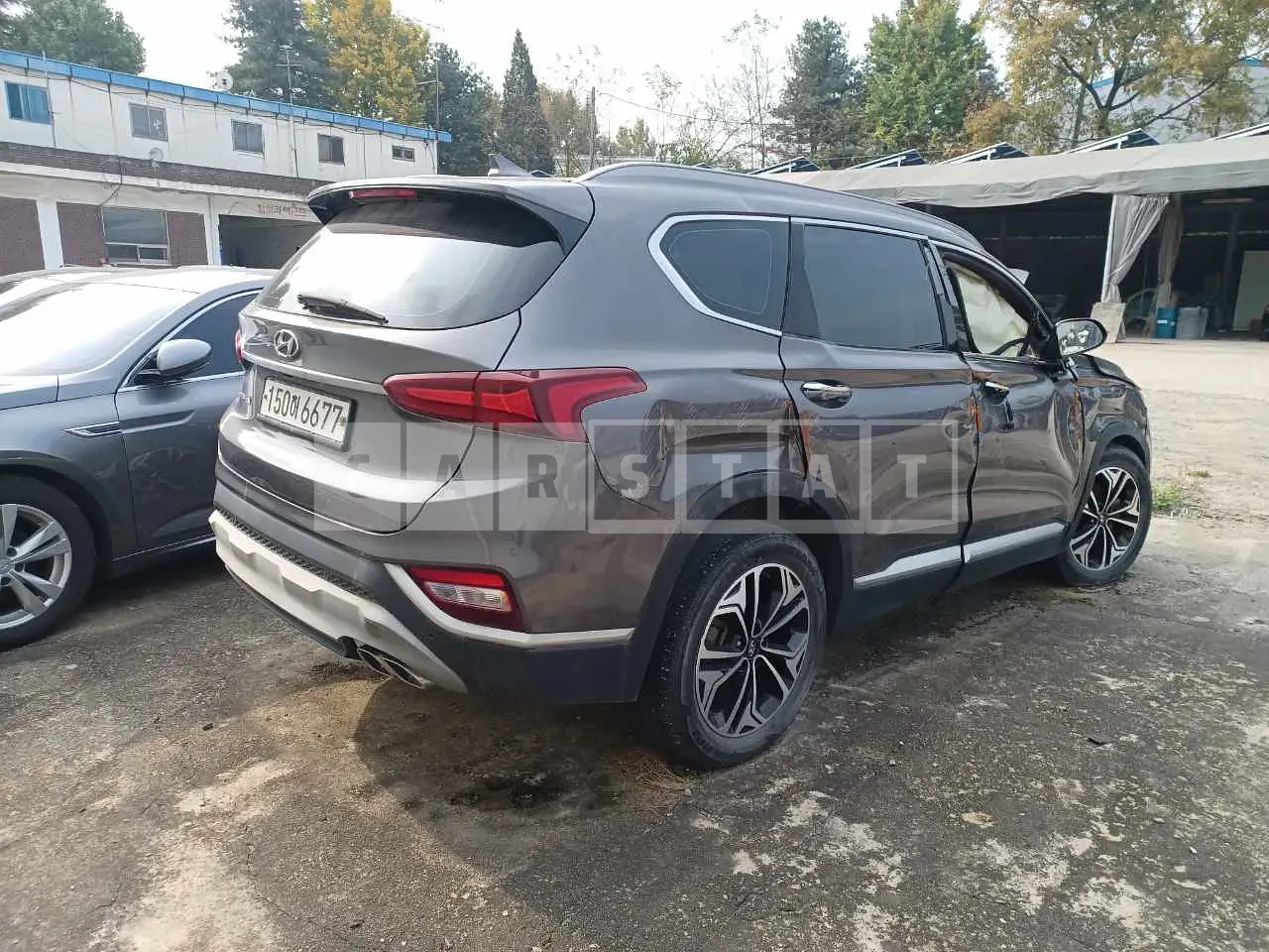 Photo 2 of 3: 2020 Hyundai Santa Fe — Korean insurance auction